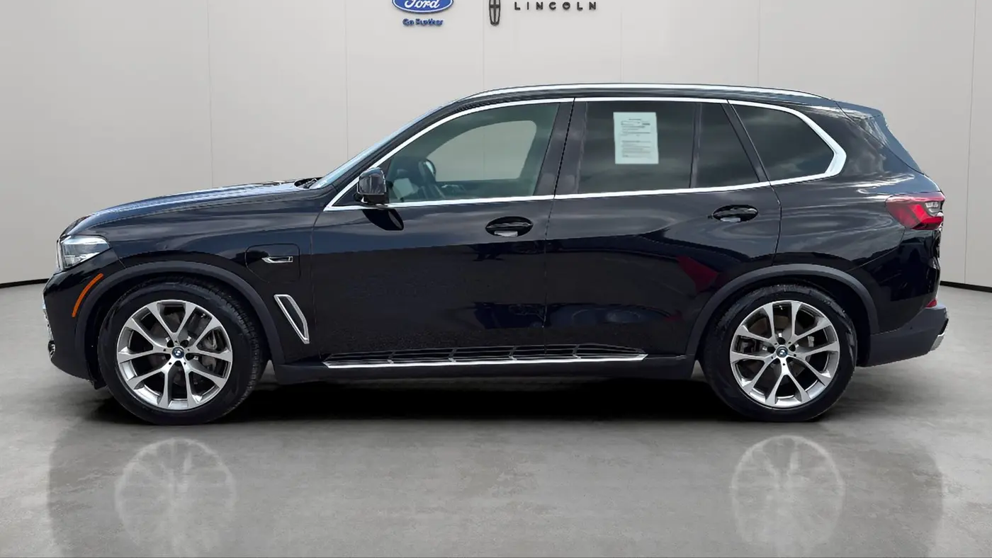 2023 BMW X5 xDrive45e