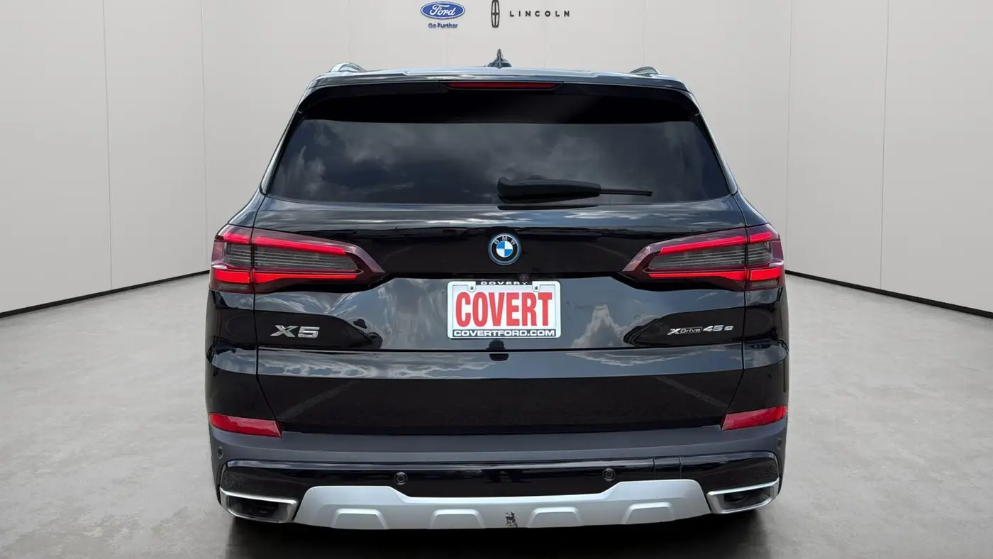 2023 BMW X5 xDrive45e