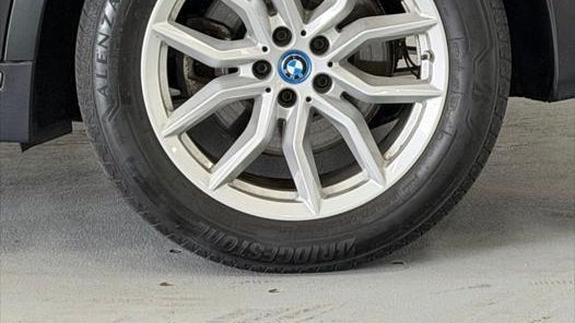 2023 BMW X5 xDrive45e