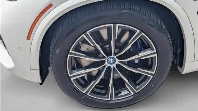 2023 BMW X5 xDrive45e