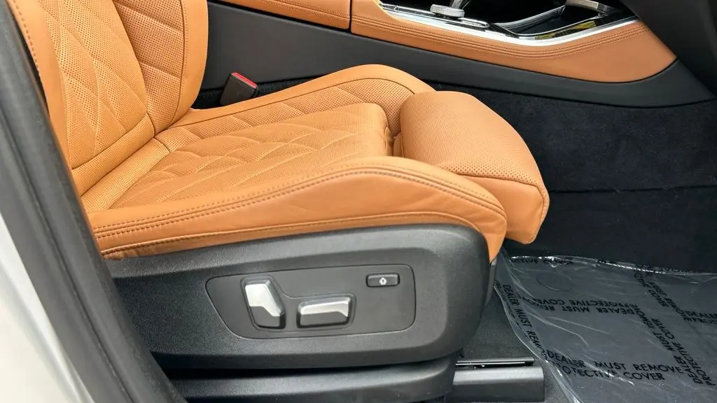 2023 BMW X5 xDrive45e