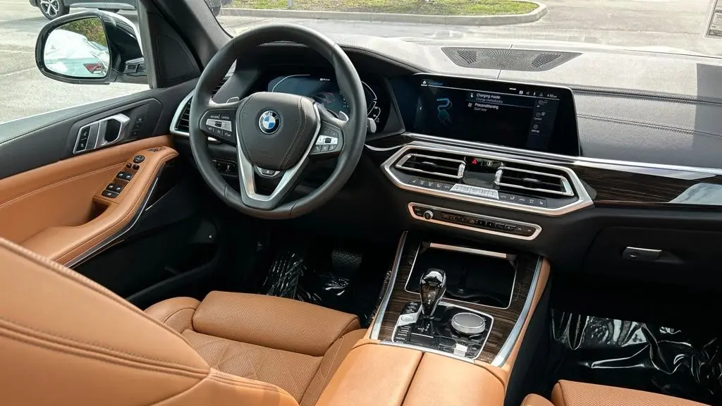 2023 BMW X5 xDrive45e