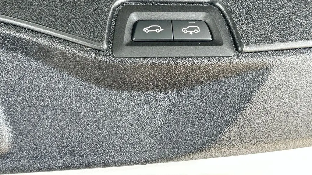 2023 BMW X5 xDrive45e