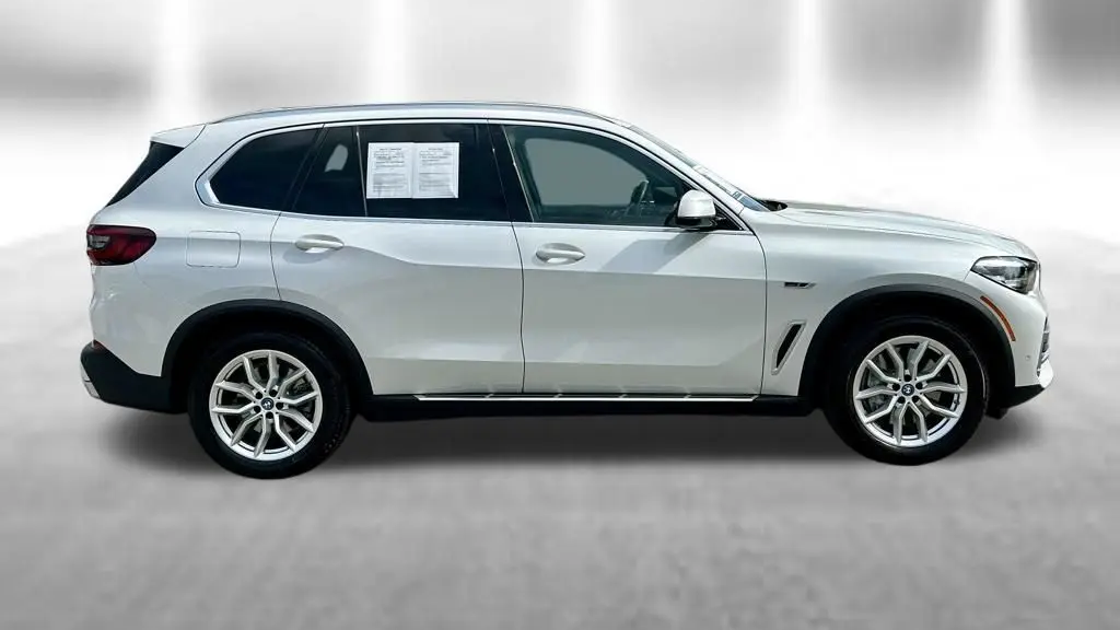 2023 BMW X5 xDrive45e