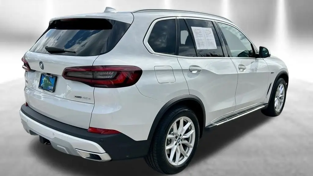 2023 BMW X5 xDrive45e