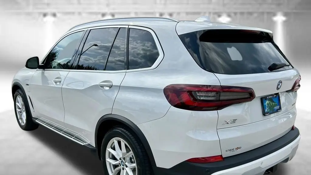 2023 BMW X5 xDrive45e
