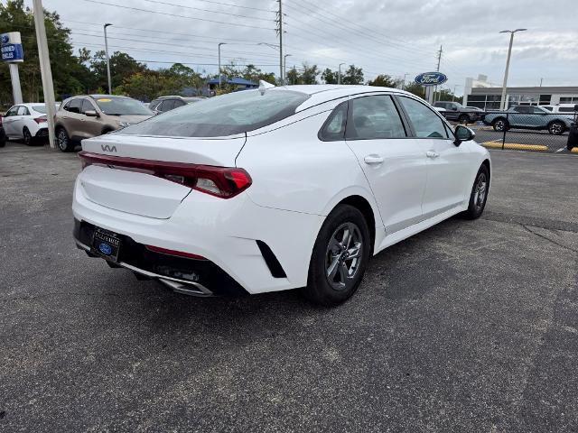 2023 Kia K5 - $17,802