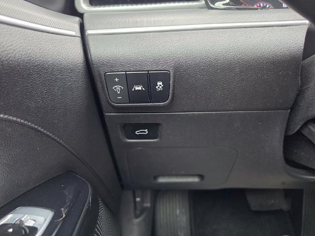 2023 Kia K5 - $17,802