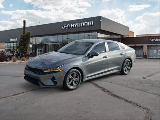 2023 Kia K5 with Everlasting Silver Exterior