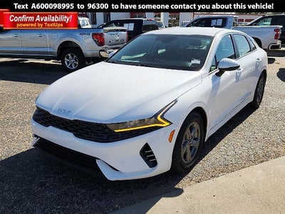 2023 Kia K5 LXS 4DR Sedan