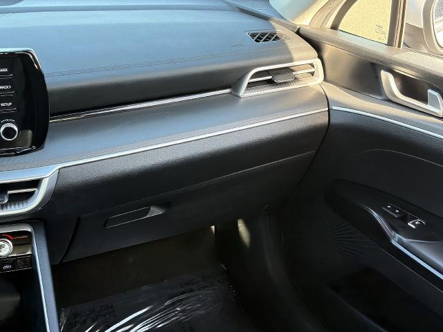 2023 Kia K5 - $18,994
