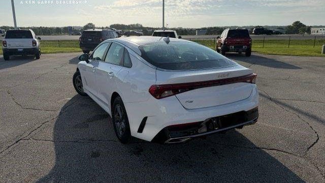 2022 Kia K5 LXS