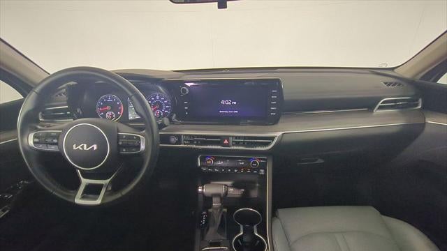 2022 Kia K5 EX