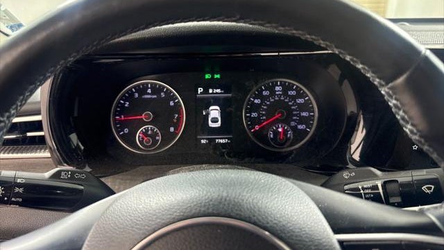 2022 Kia K5 EX