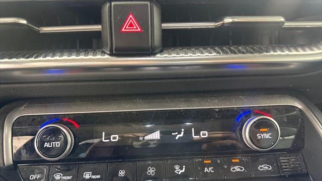 2022 Kia K5 EX
