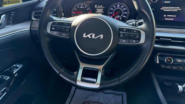 2024 Kia K5 EX