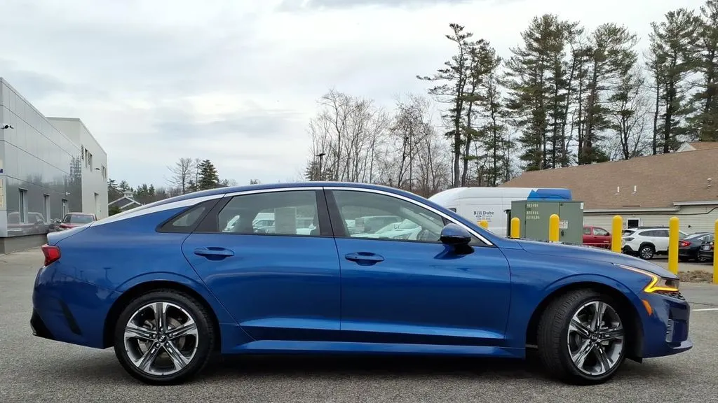 2021 Kia K5 EX
