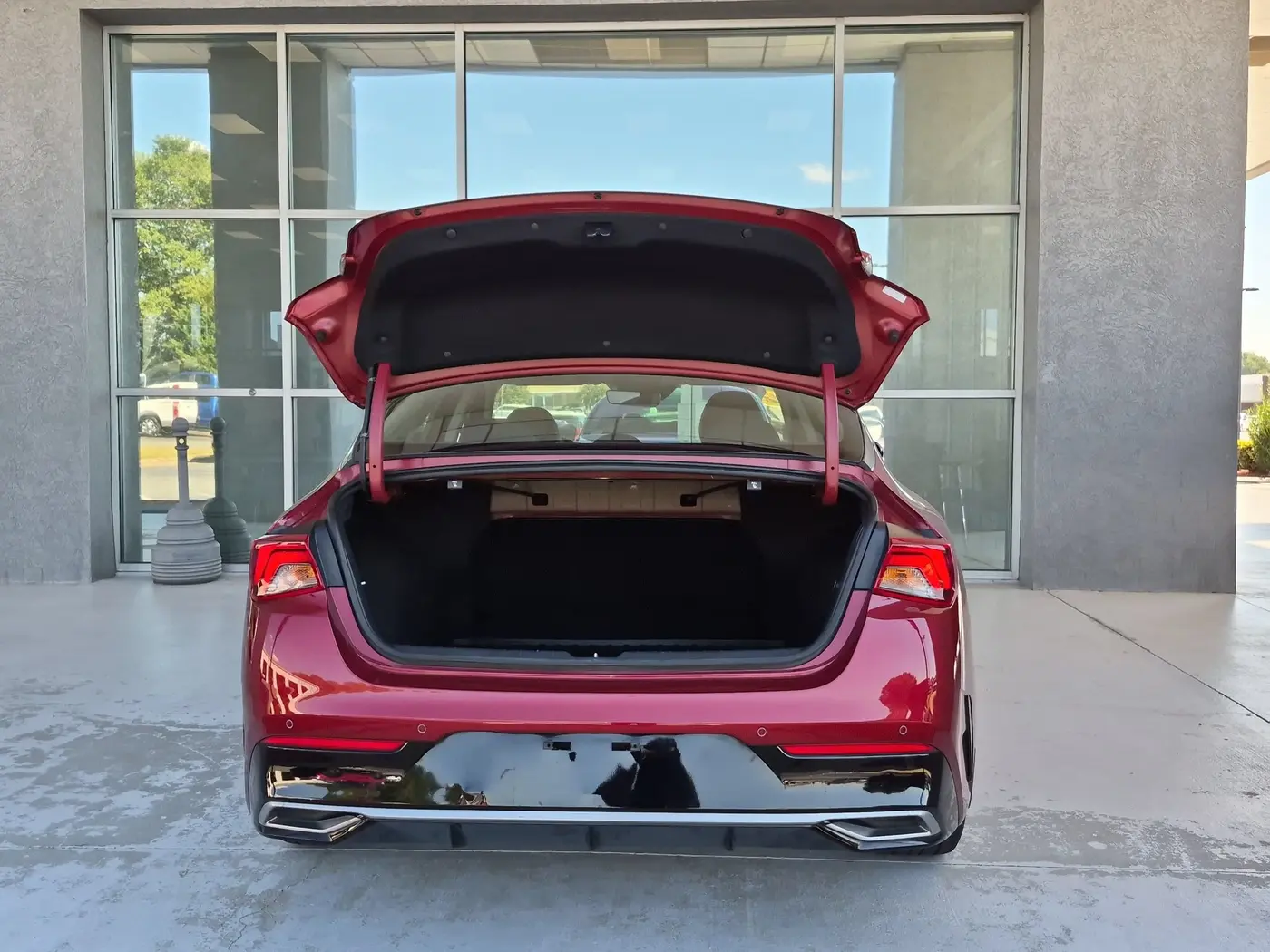 2022 Kia K5 - $20,228