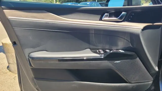 2024 Kia K5 EX