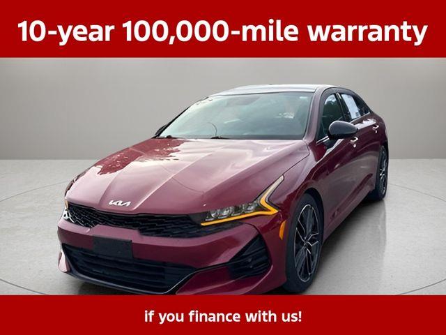 2022 Kia K5 - $21,999