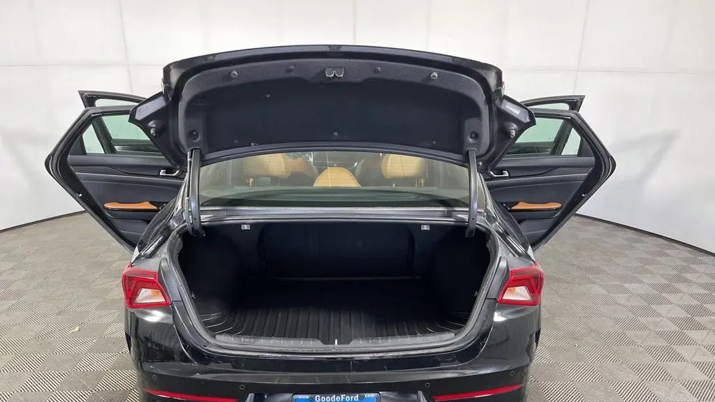 2023 Kia K5 GT