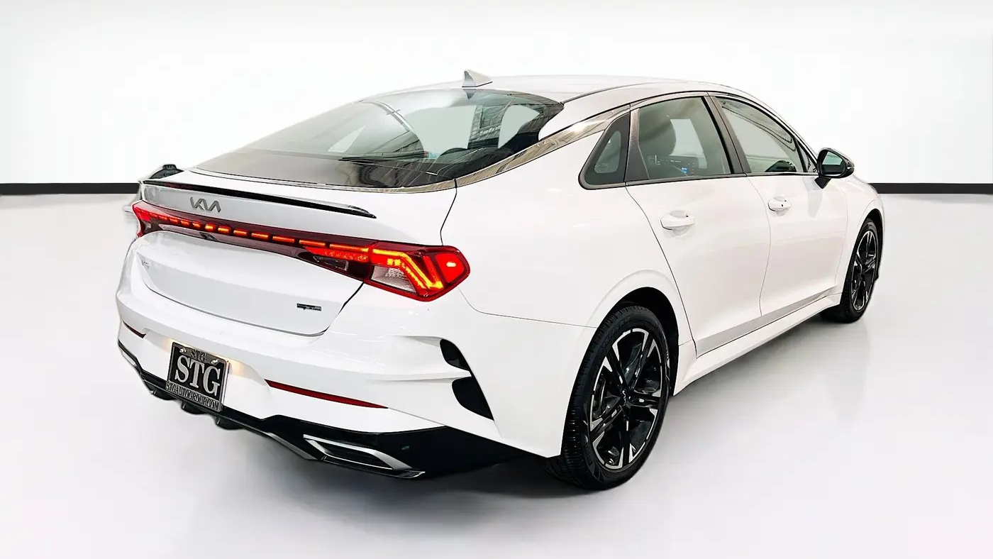 2024 Kia K5 GT-Line