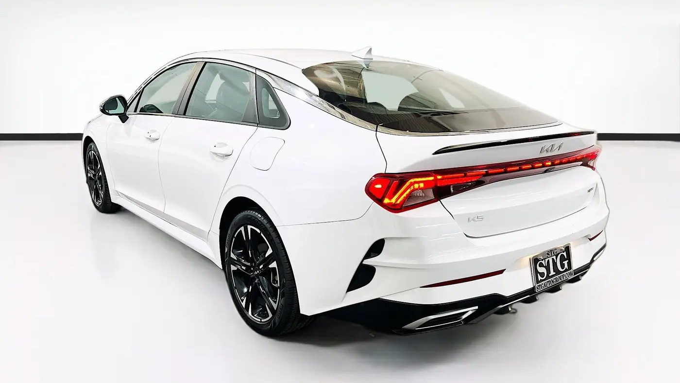 2024 Kia K5 GT-Line