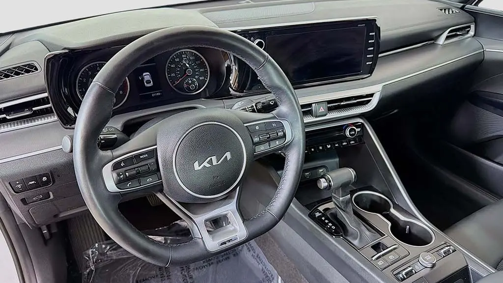 2023 Kia K5 GT-Line