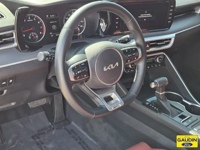 2023 Kia K5 - $23,900