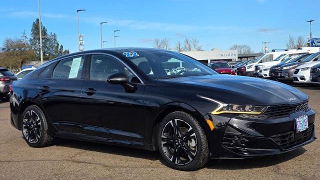 2022 Kia K5 GT-Line