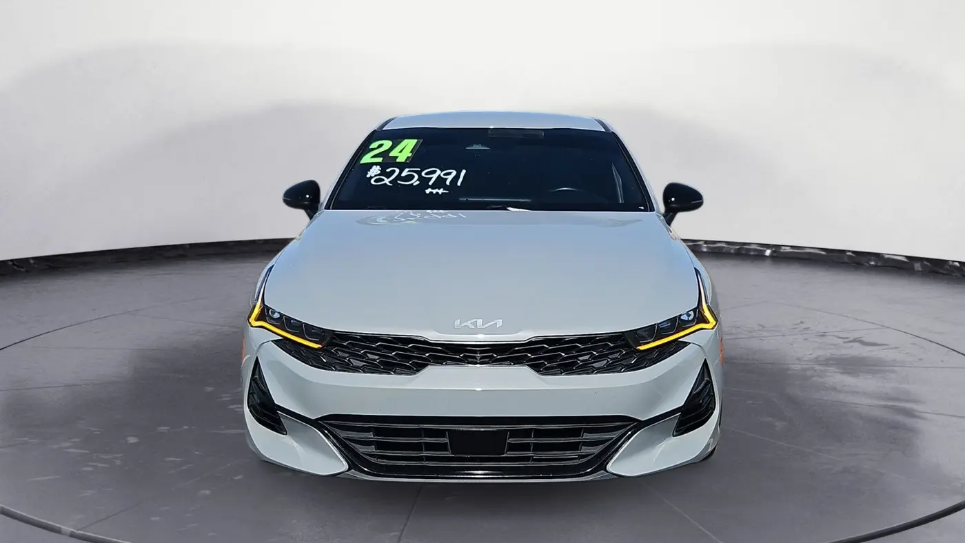 2024 Kia K5 GT-Line