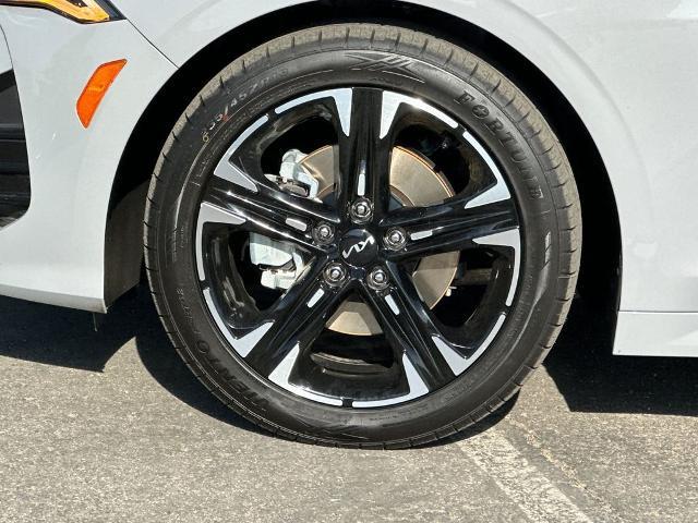 2024 Kia K5 - $23,913