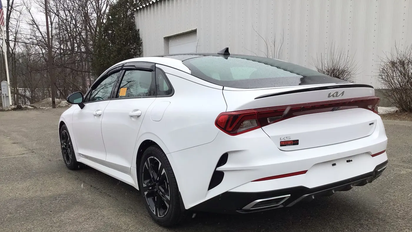2024 Kia K5 GT-Line