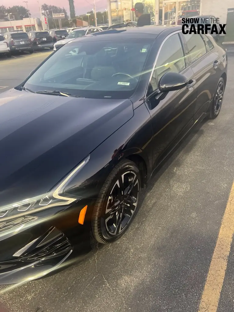 2023 Kia K5 - $21,900