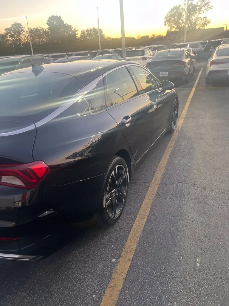 2023 Kia K5 - $21,900