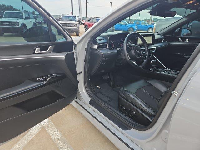 2024 Kia K5 - $25,900