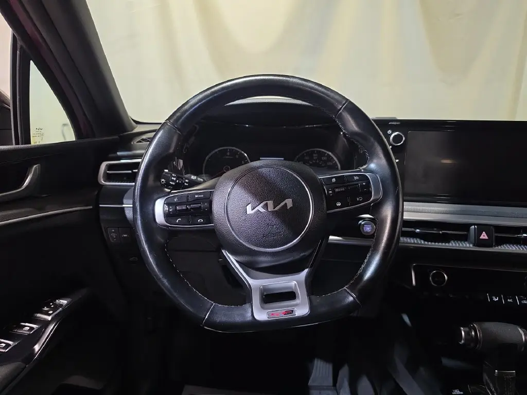 2022 Kia K5 - $19,999