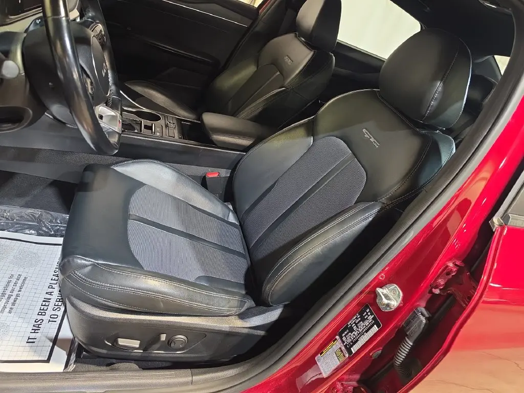 2022 Kia K5 - $19,999