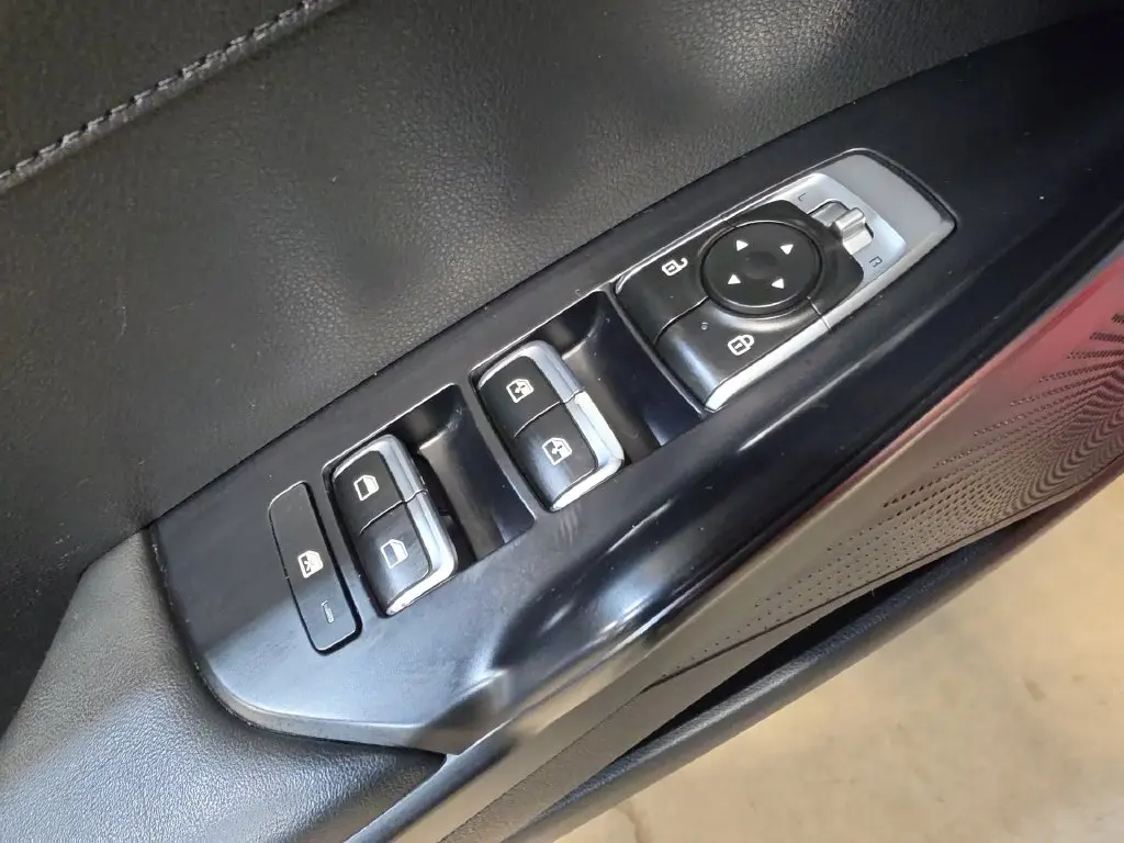 2022 Kia K5 - $19,999