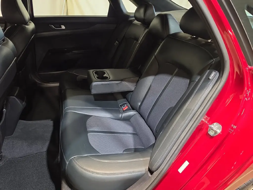2022 Kia K5 - $19,999