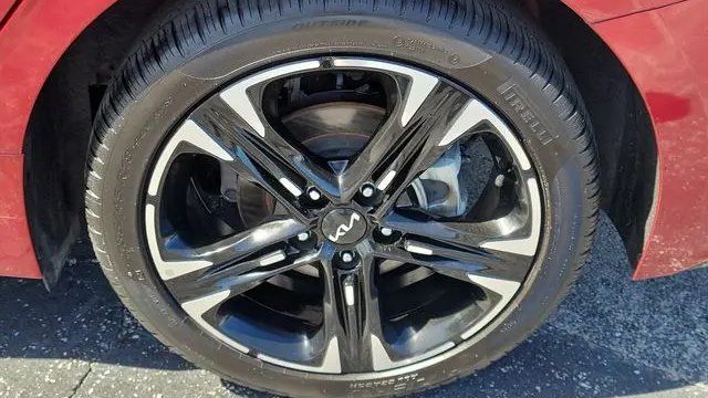 2023 Kia K5 GT-Line