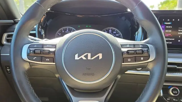 2023 Kia K5 GT-Line