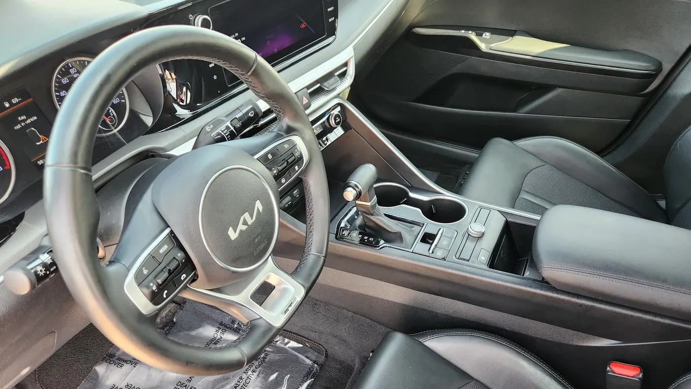 2023 Kia K5 GT-Line