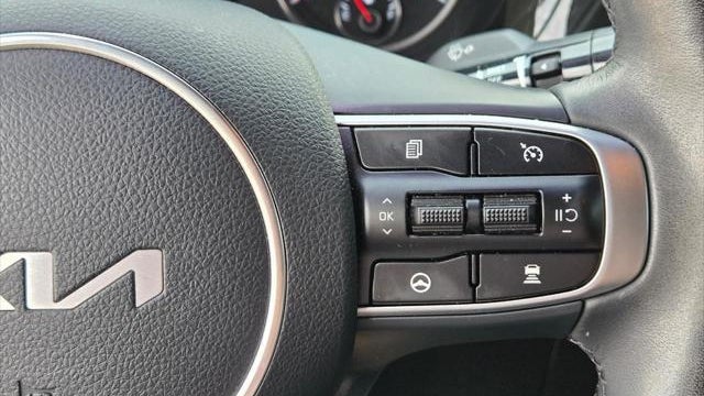 2024 Kia K5 GT-Line