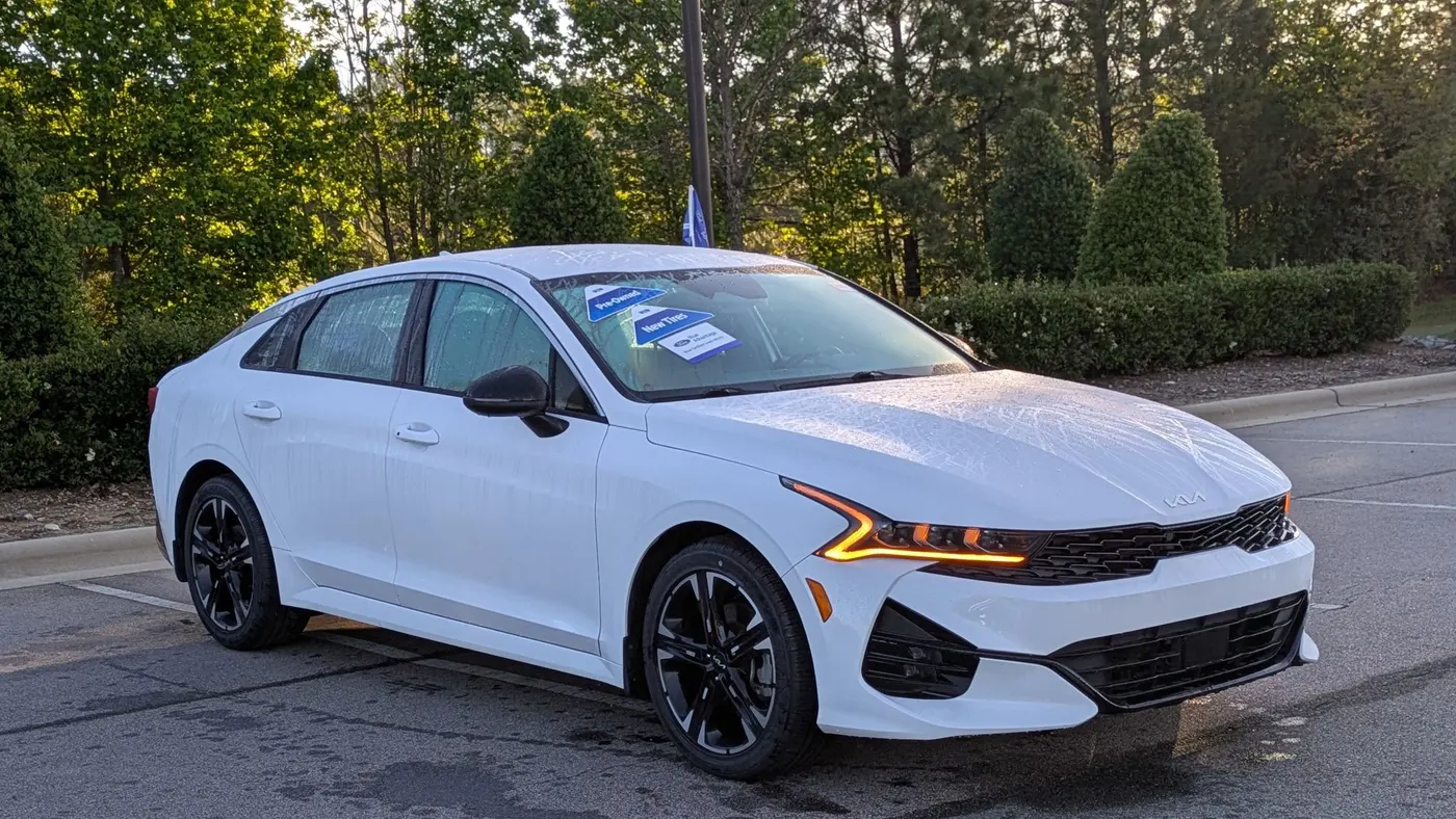 2024 Kia K5 GT-Line