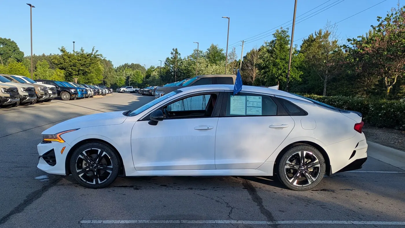 2024 Kia K5 GT-Line