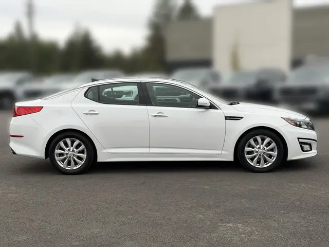 2014 Kia Optima - $12,329