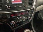 2015 Optima Thumbnail 26