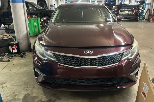 2019 Kia Optima LX — photo 1 of 12