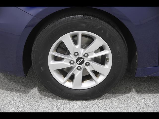 2017 Kia Optima - $8,448